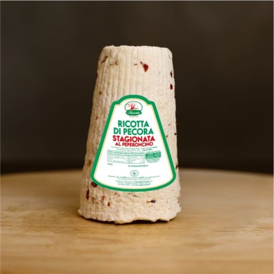 Ricotta di pecora stagionata al peperoncino