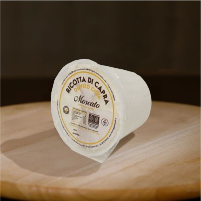 Ricotta di capra fresca