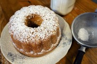 Ciambellone con ricotta di capra